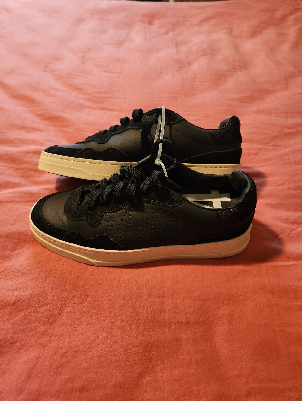 P448 Sneakers Sz38